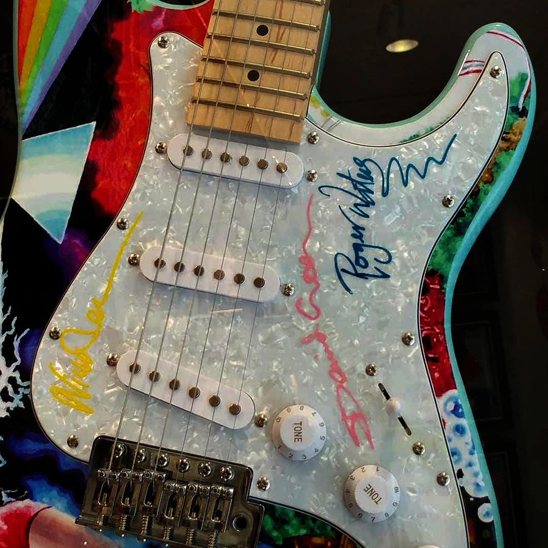 Zion Swords & Props Pink Floyd Band Handsigned Guitar Rare-T Exclusive Custom Frame 2 Zion Swords & Props Pink Floyd Band Handsigned Guitar Rare-T Exclusive Custom Frame