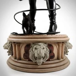 RARE-T Catwoman - Catwoman Limited Edition Sideshow Premium Format Statue