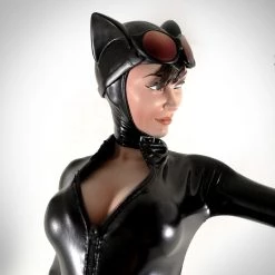 RARE-T Catwoman - Catwoman Limited Edition Sideshow Premium Format Statue