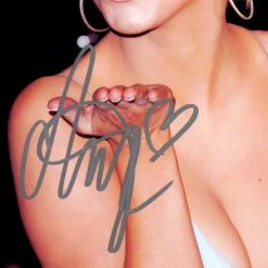 RARE-T Christina Aguilera Kiss Photo Limited Signature Edition Studio Licensed Custom Frame Limited Edition Frames