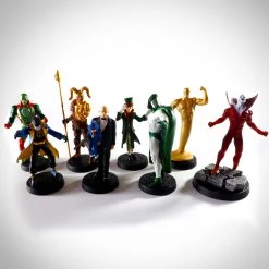 RARE-T Game Room Limited Edition Dc Vintage Chess Set With 32 Numbered Eagle Moss Figures & Comic Books.