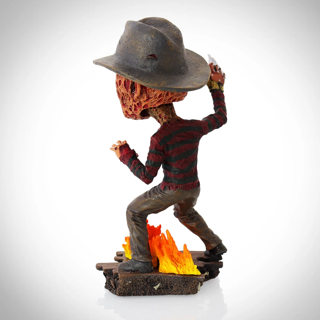 Grosnor Nightmare On Elm Street - 2017 NECA Freddy Krueger Bobblehead Collectible Statues 2 Grosnor Nightmare On Elm Street - 2017 NECA Freddy Krueger Bobblehead Collectible Statues