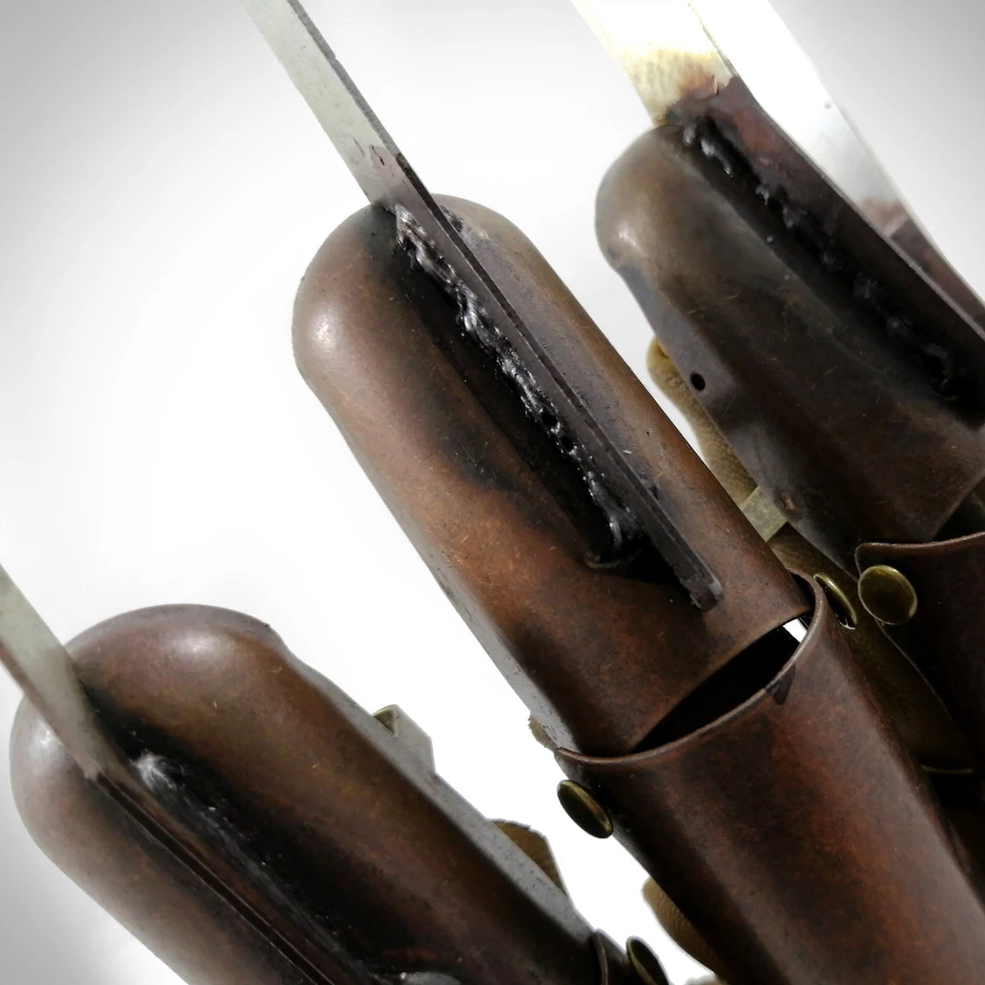 Grosnor A Nightmare On Elm Street- Freddy Krueger Glove Prop Swords & Props 5 Grosnor A Nightmare On Elm Street- Freddy Krueger Glove Prop Swords & Props