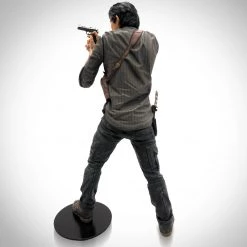 Grosnor Collectible Statues Walking Dead- Limited Legacy Edition Glen Rhee Pointing Gun Statue