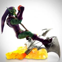 Grosnor Ready To Ship! 48 Hour Shipping! Green Goblin Diamond Select Toys- Marvel Select- Art Asylum Designed Green Goblin Articulated Figurine