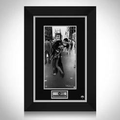 VAULT COLLECTIBLES Signed Memorabilia Harley Quinn & Joker 'Kissing In Nyc' Hand-Signed Artwork Print By Artist Nathan Szerdy Custom Frame
