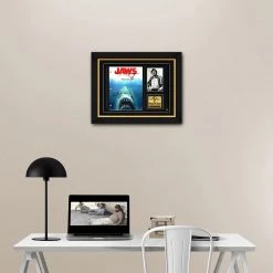 RARE-T Jaws Movie Script Limited Signature Edition Studio Licensed Custom Frame 16 RARE-T Jaws Movie Script Limited Signature Edition Studio Licensed Custom Frame