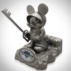 Grosnor Disney- Limited Edition Vintage Mickey Mouse Kingdom Of Hearts Statues & Keychain
