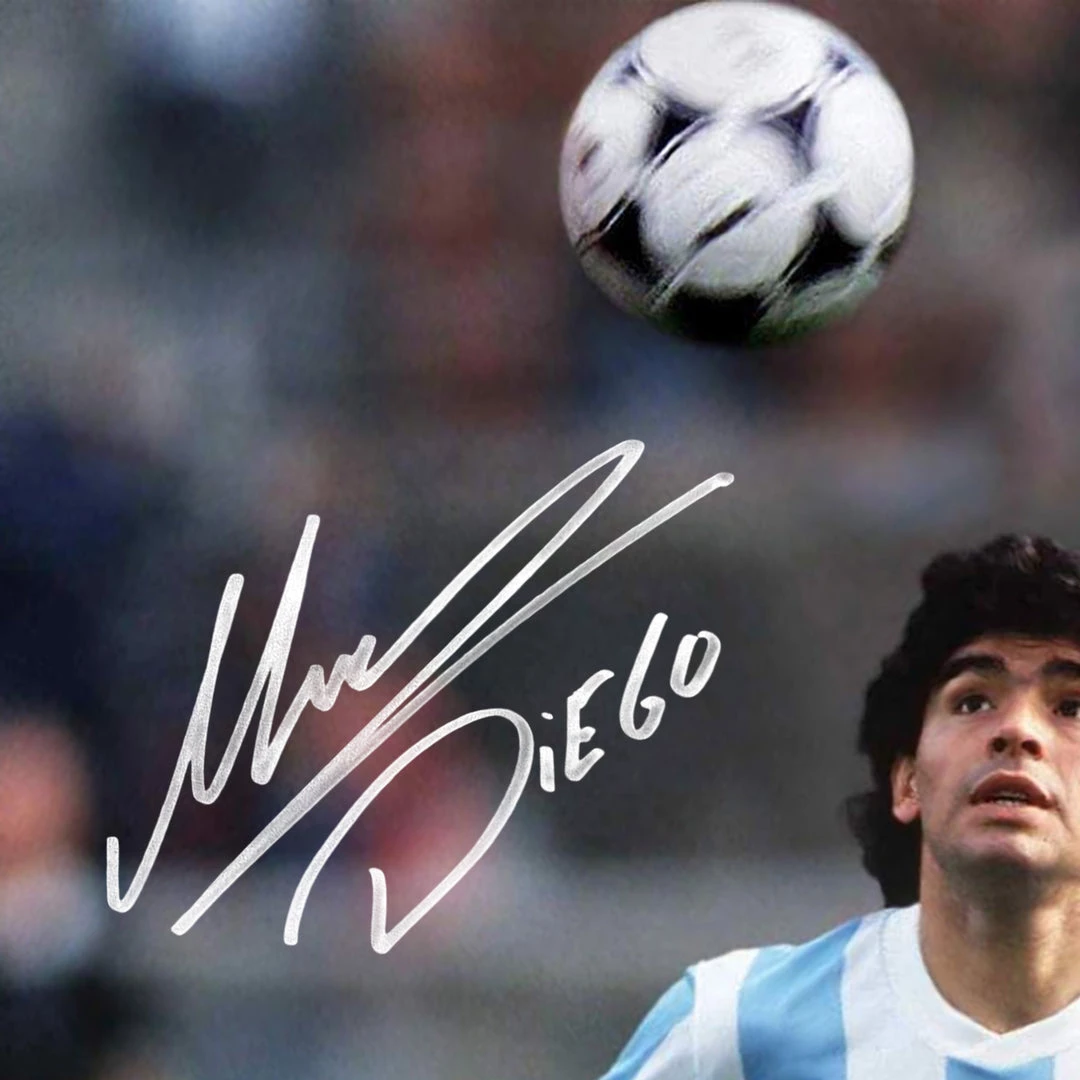 RARE-T Diego Armando Maradona Memorial Photo Limited Signature Edition Licensed Custom Frame 2 RARE-T Diego Armando Maradona Memorial Photo Limited Signature Edition Licensed Custom Frame