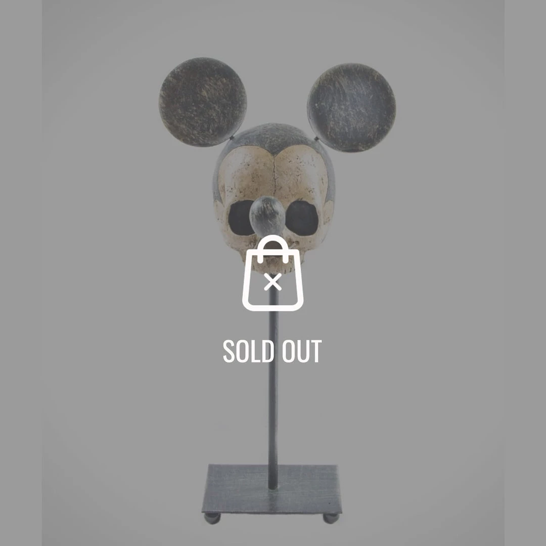 RARE-T Collectible Statues Mickey -Rip Skull Handcrafted Statue / Stand 1 RARE-T Collectible Statues Mickey -Rip Skull Handcrafted Statue / Stand