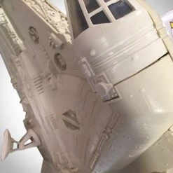 RARE-T Collectible Statues Star Wars Generation 1- Vintage Millennium Falcon Custom Museum Display