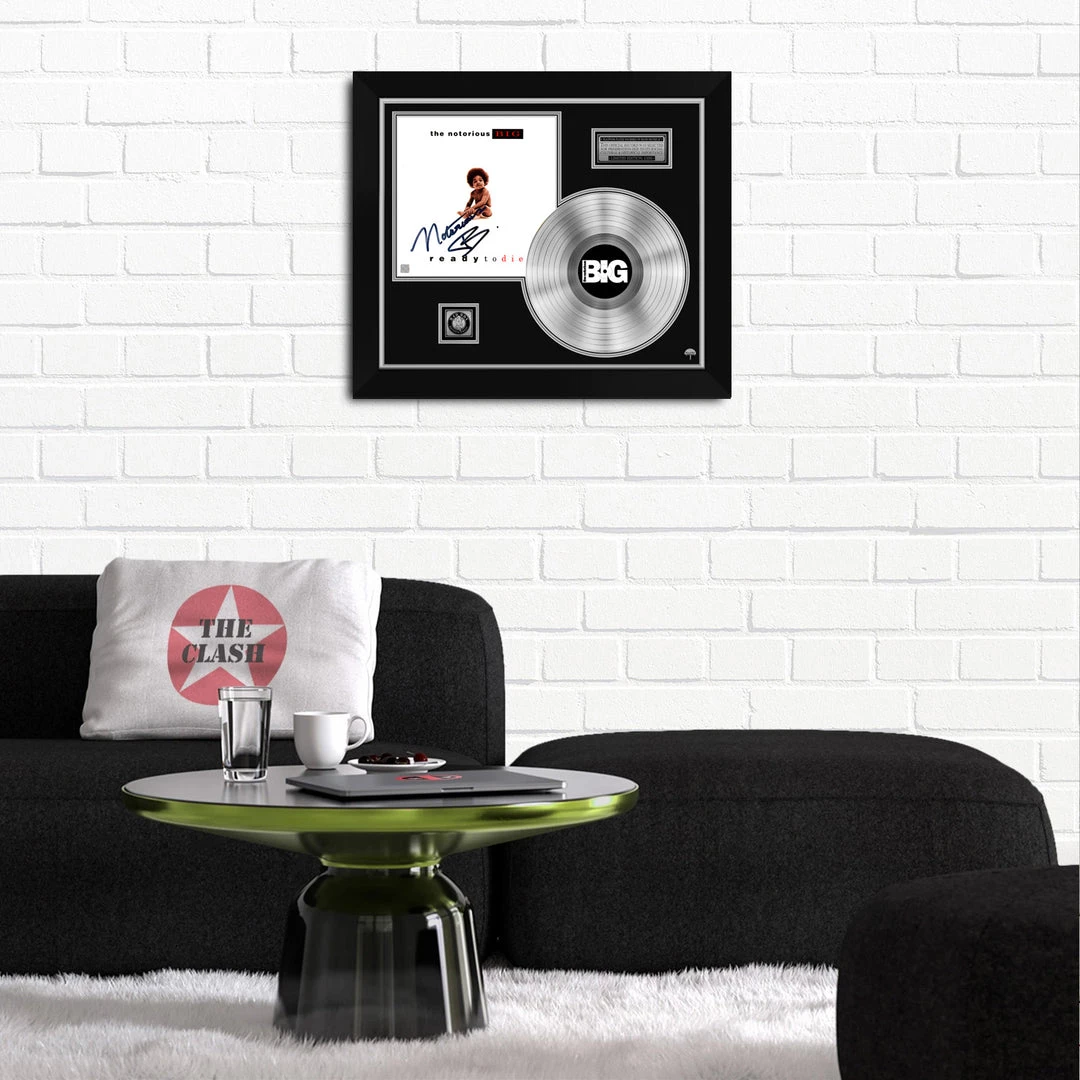 RARE-T Notorious B.I.G. Ready To Die Platinum LP Limited Signature Edition Studio Licensed Custom Frame 5 RARE-T Notorious B.I.G. Ready To Die Platinum LP Limited Signature Edition Studio Licensed Custom Frame