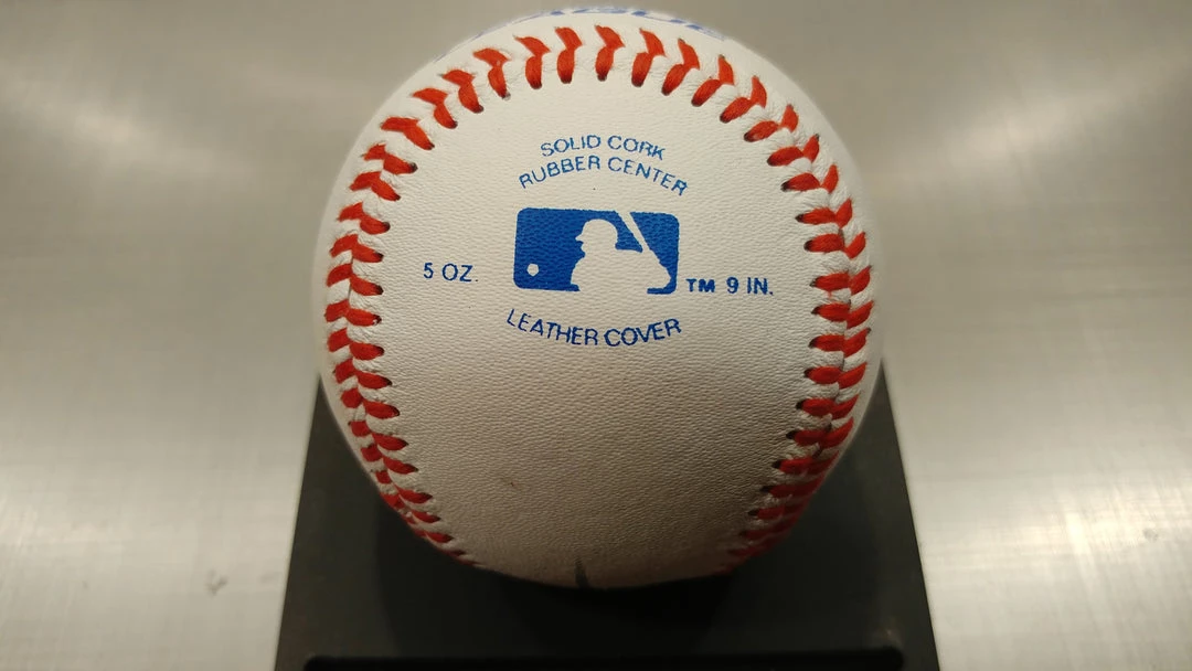 GIAN Signed Memorabilia Barack Obama - Official Rawling Mlb Hand Signed Baseball 4 GIAN Signed Memorabilia Barack Obama - Official Rawling Mlb Hand Signed Baseball