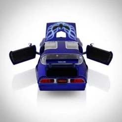 Toy Wonders Die-Cast Vehicles IT - Pennywise & Henry Bowers Pontiac Firebird Diecast Car & Figures Limited Edition Premium Display