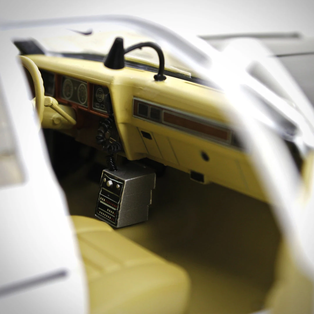 Toy Wonders Terminator - 1977 Dodge Monaco Metropolitan Police With T-800 Custom Museum Display 7 Toy Wonders Terminator - 1977 Dodge Monaco Metropolitan Police With T-800 Custom Museum Display