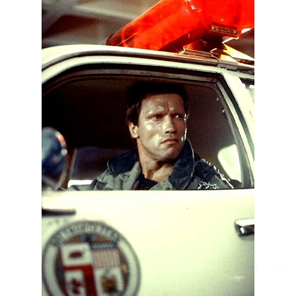 Toy Wonders Terminator - 1977 Dodge Monaco Metropolitan Police With T-800 Custom Museum Display 13 Toy Wonders Terminator - 1977 Dodge Monaco Metropolitan Police With T-800 Custom Museum Display