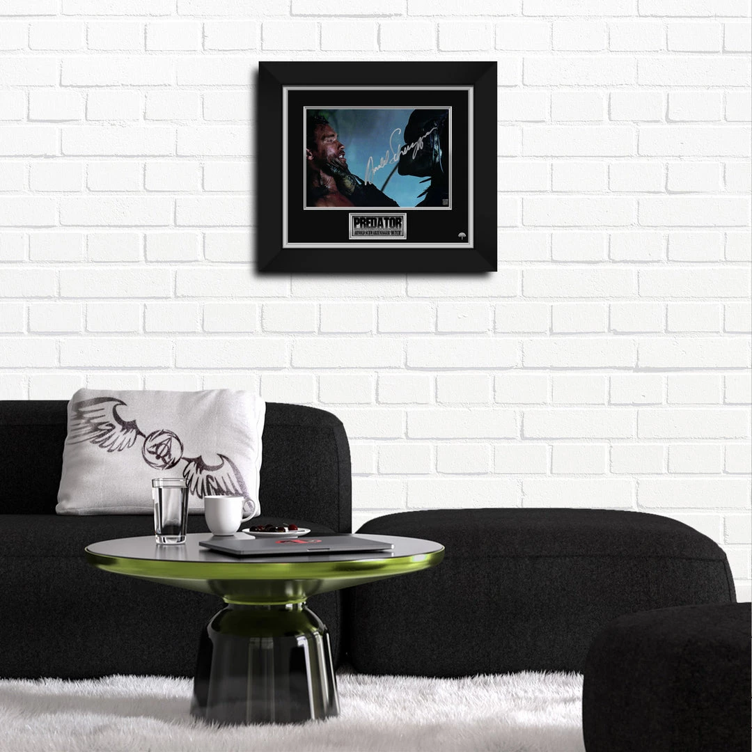 RARE-T Predator Arnold Schwarzenegger Photo Limited Signature Edition Studio Licensed Custom Frame Limited Edition Frames 3 RARE-T Predator Arnold Schwarzenegger Photo Limited Signature Edition Studio Licensed Custom Frame Limited Edition Frames