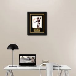 RARE-T Limited Edition Frames Pumping Iron Arnold Schwarzenegger Famous Pose Photo Limited Signature Edition Studio Licensed Custom Frame