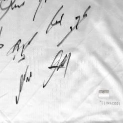 APW Cristiano Ronaldo- Certified Vintage Team Hand-Signed Real Madrid 2017-2018 White Jersey Custom Frame