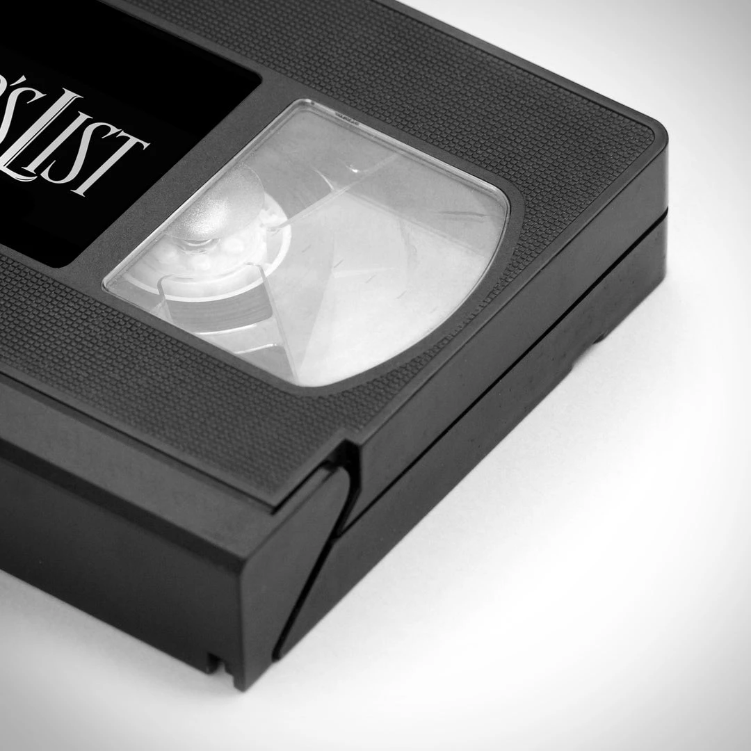 RARE-T Limited Edition Frames Schindler's List Photo & VHS Limited Signature Edition Studio Licensed Custom Frame 12 RARE-T Limited Edition Frames Schindler's List Photo & VHS Limited Signature Edition Studio Licensed Custom Frame