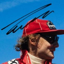 RARE-T Sports Memorabilia Niki Lauda & James Hunt Photo Limited Signature Edition Studio Licensed Custom Frame 10 RARE-T Sports Memorabilia Niki Lauda & James Hunt Photo Limited Signature Edition Studio Licensed Custom Frame