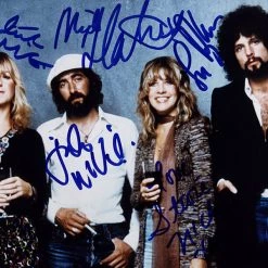 RARE-T NEW Fleetwood Mac Band Photo Limited Signature Edition Licensed Custom Frame