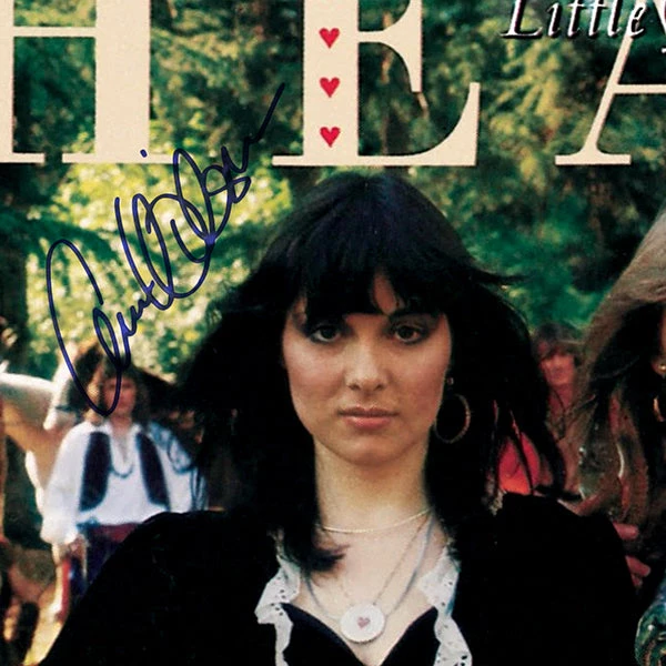 RARE-T Heart - Little Queen Platinum LP Limited Signature Edition Studio Licensed Custom Frame 5 RARE-T Heart - Little Queen Platinum LP Limited Signature Edition Studio Licensed Custom Frame