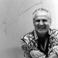 RARE-T Limited Edition Frames Gianni Versace Memorial Photo Limited Signature Edition Studio Licensed Custom Frame