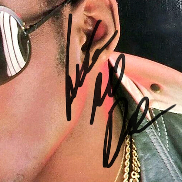 RARE-T Kool Moe Dee - Self Titled Gold LP Limited Signature Edition Studio Licensed Custom Frame Limited Edition Frames 4 RARE-T Kool Moe Dee - Self Titled Gold LP Limited Signature Edition Studio Licensed Custom Frame Limited Edition Frames