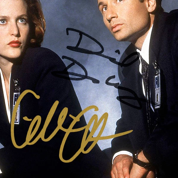 RARE-T X-FIles - Scully & Mulder Limited Signature Edition Studio Licensed Photo Custom Frame 4 RARE-T X-FIles - Scully & Mulder Limited Signature Edition Studio Licensed Photo Custom Frame