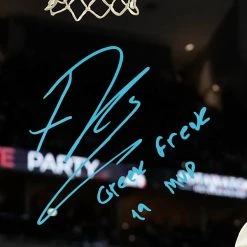 RARE-T Sports Memorabilia Milwaukee Bucks - Giannis Antetokounmpo Photo Limited Signature Edition Licensed Custom Frame