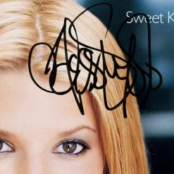 G.R.O. Jessica Simpson - Sweet Kisses Platinum LP Limited Signature Edition Studio Licensed Custom Frame