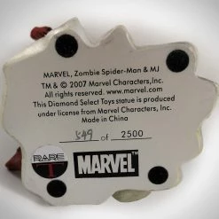 RARE-T Zombie Spider-Man & Mary Jane Diamond Select Limited Edition Statue #549 Of 2500 By Rudy Gargia Collectible Statues