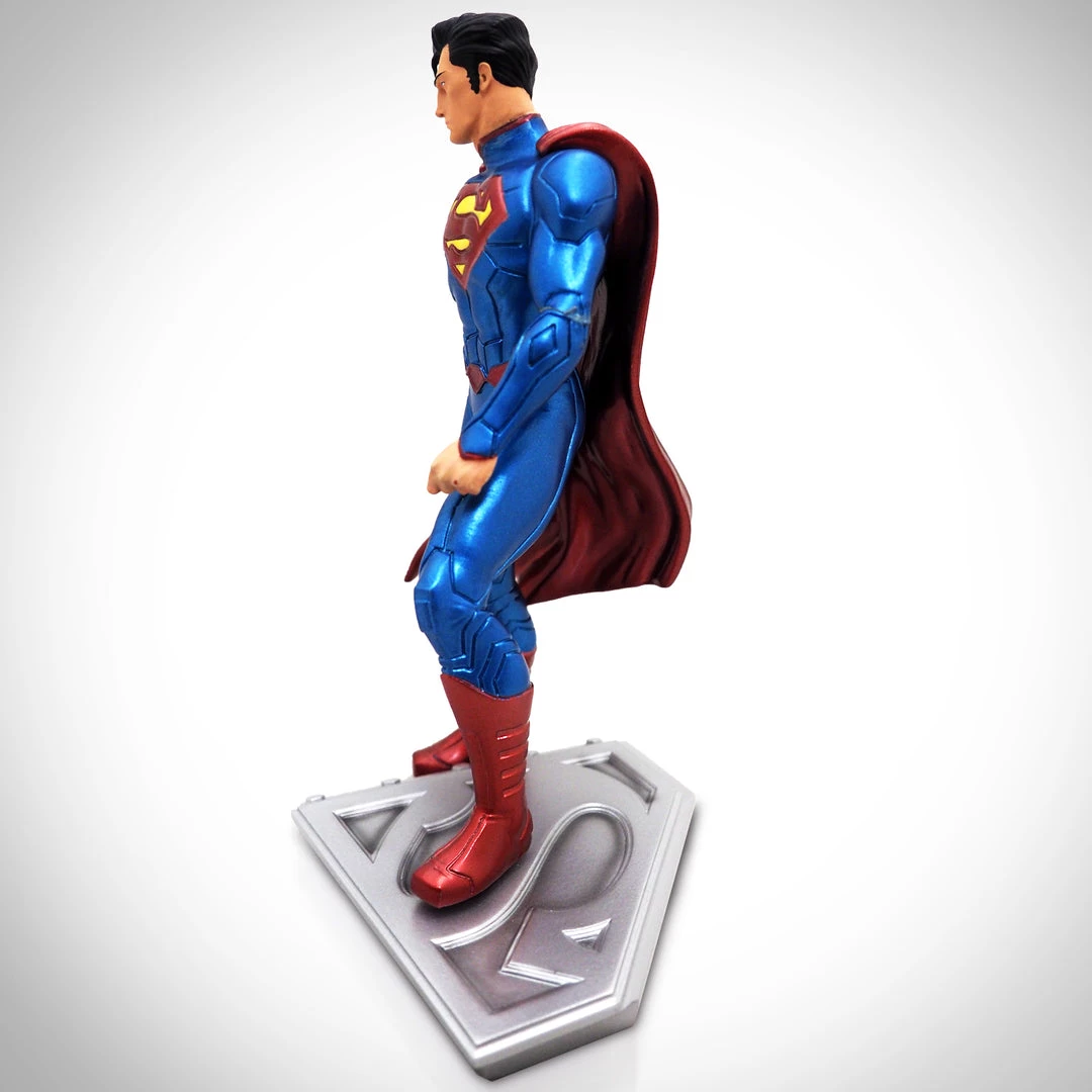 Grosnor Superman- Man Of Steel Limited Edition Statue By Artist John Romita & Sculptor Paul Harding Collectible Statues 2 Grosnor Superman- Man Of Steel Limited Edition Statue By Artist John Romita & Sculptor Paul Harding Collectible Statues