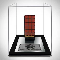 Collectible Statues Terminator T-800 Cpu Chip Rare-T Exclusive Museum Display