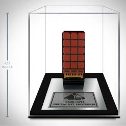 Collectible Statues Terminator T-800 Cpu Chip Rare-T Exclusive Museum Display