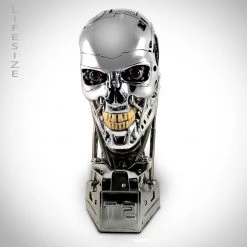 RARE-T Terminator- T-800 Endoskeleton Life-size Skull Head With Electronic Red Light Up Eyes Museum Display Collectible Statues