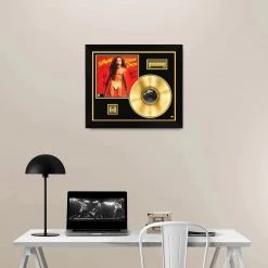 Rare-T Limited Edition Frames Ted Nugent Scream Dream Limited Signature Edition Studio Licensed Gold LP Custom Frame
