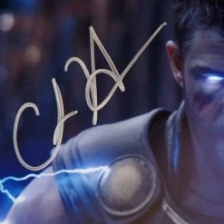 RARE-T Thor Ragnarok Limited Signature Edition Studio Licensed Photo Custom Frame Limited Edition Frames
