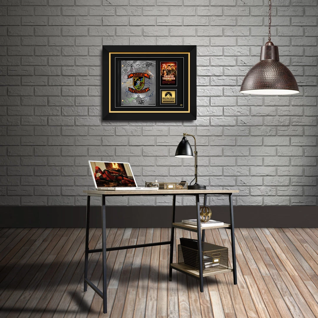 RARE-T Tropic Thunder Script Limited Signature Edition Studio Licensed Custom Limited Edition Frames 7 RARE-T Tropic Thunder Script Limited Signature Edition Studio Licensed Custom Limited Edition Frames