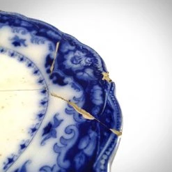 Jonathan Ancient Artifacts Victorian Era Ghost Town Platter