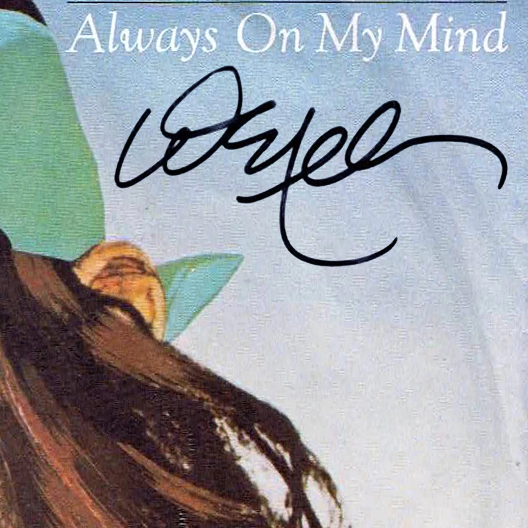 G.R.O. Willie Nelson Always On My Mind Limited Signature Edition Studio Licensed Platinum LP Custom Frame 4 G.R.O. Willie Nelson Always On My Mind Limited Signature Edition Studio Licensed Platinum LP Custom Frame