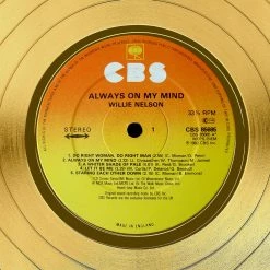 G.R.O. Willie Nelson Always On My Mind Limited Signature Edition Studio Licensed Gold LP Custom Frame