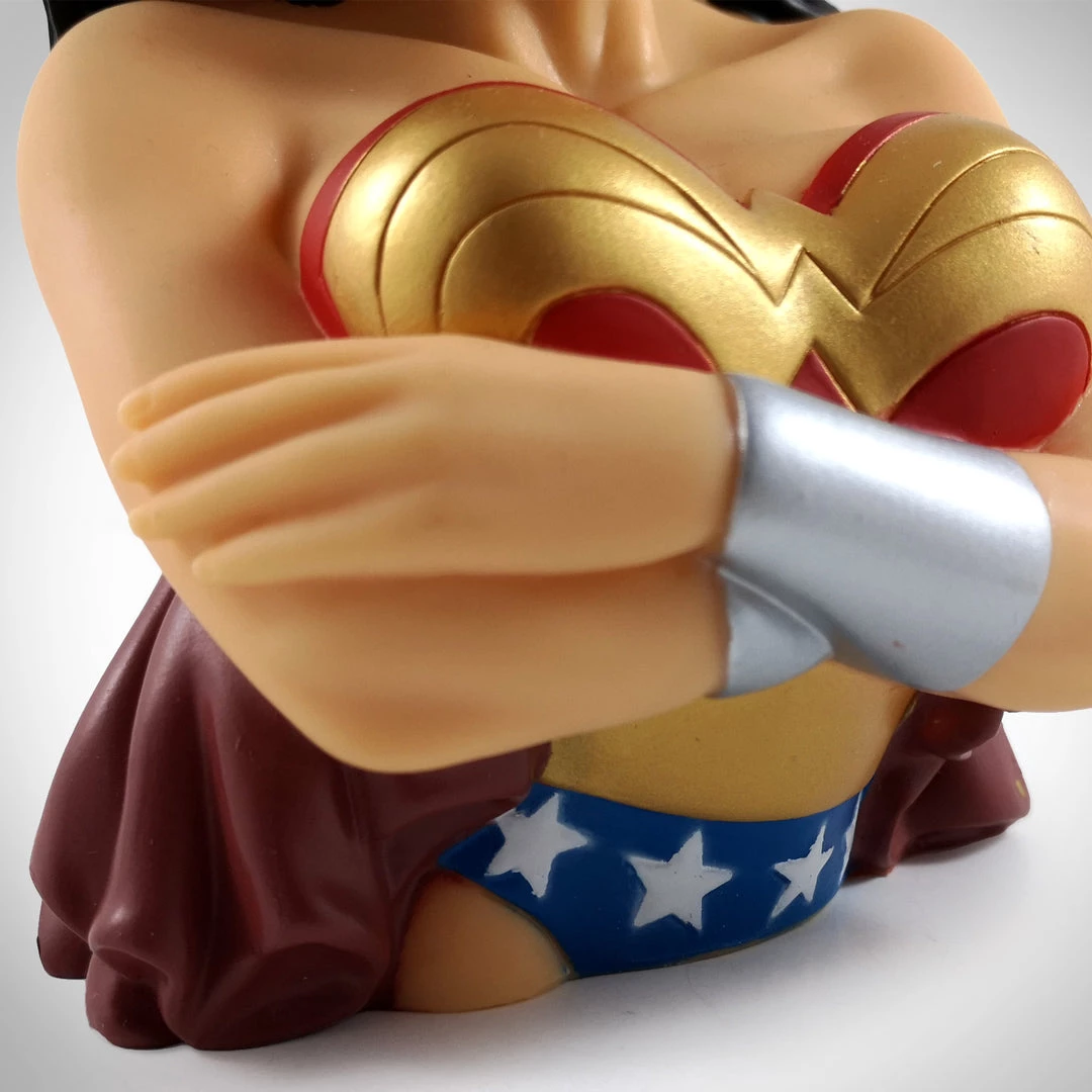 Grosnor Wonder Woman Premium Limited Edition Bust Bank Statue 4 Grosnor Wonder Woman Premium Limited Edition Bust Bank Statue