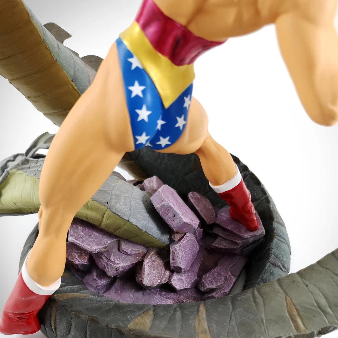 Jared Potts Wonder Woman Vs Hydra- Limited Edition Full-Size Statue Inspired By Artist Adam Hughes Collectible Statues 7 Jared Potts Wonder Woman Vs Hydra- Limited Edition Full-Size Statue Inspired By Artist Adam Hughes Collectible Statues