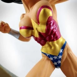Jared Potts Wonder Woman Vs Hydra- Limited Edition Full-Size Statue Inspired By Artist Adam Hughes Collectible Statues 18 Jared Potts Wonder Woman Vs Hydra- Limited Edition Full-Size Statue Inspired By Artist Adam Hughes Collectible Statues